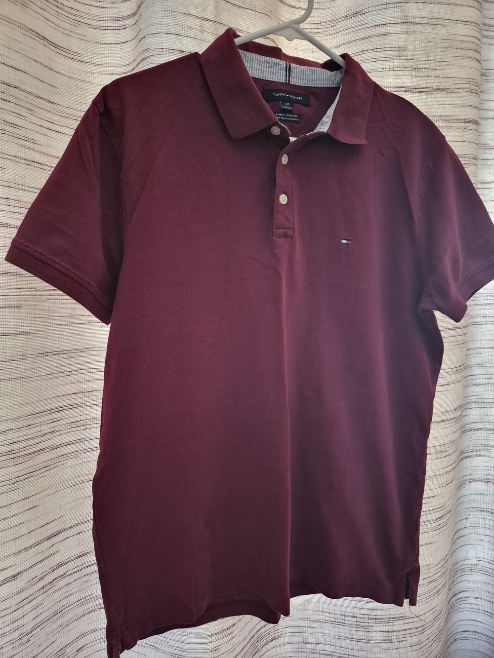 Tommy Hilfiger Men's Burgundy Polo Shirt